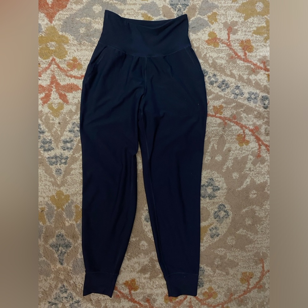 Old Navy High Waisted PowerSoft 7/8 Joggers XS • Navy Blue